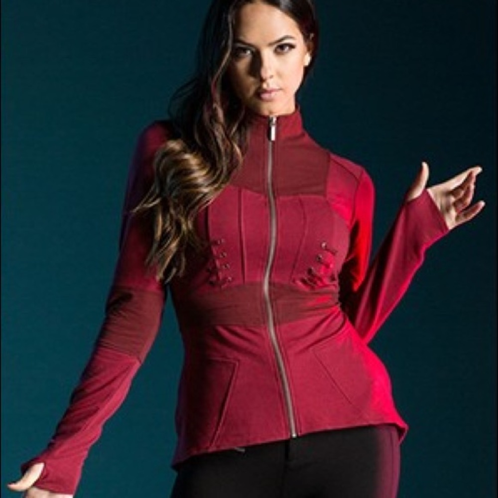 ISO: Wanda Scarlet Witch Civil War Her universe jacket!!